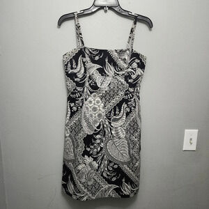 Trina turk women's mini dress size 8 floral black and white( FLAW )